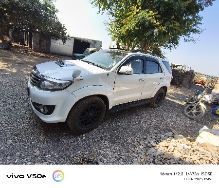 fortuner 4×2
