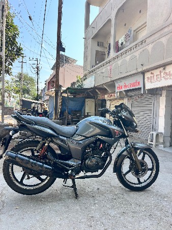 હક બાઈક સારી કડીશન  26000 અજાર