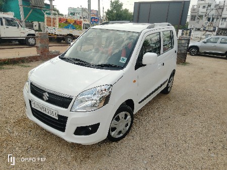 વેગન આર વેચવાની છે