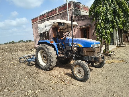 new holland 4710