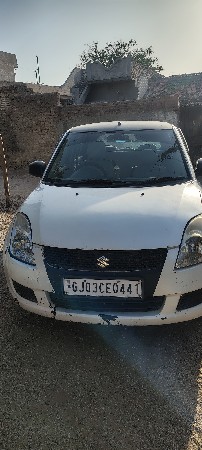 વેચવાની છે