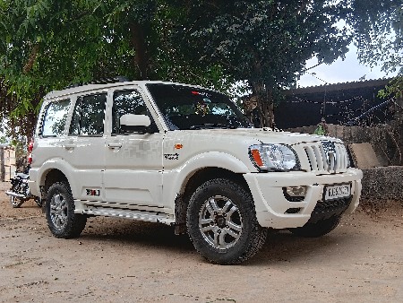 વેચવાની છે
