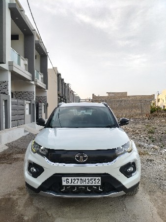 Tata Nexon XZA+Diesel Automatic