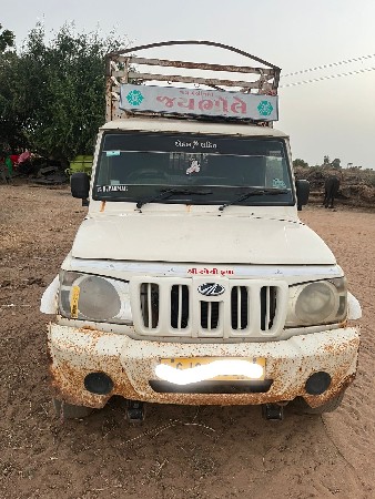 બોલેરો ગાડી