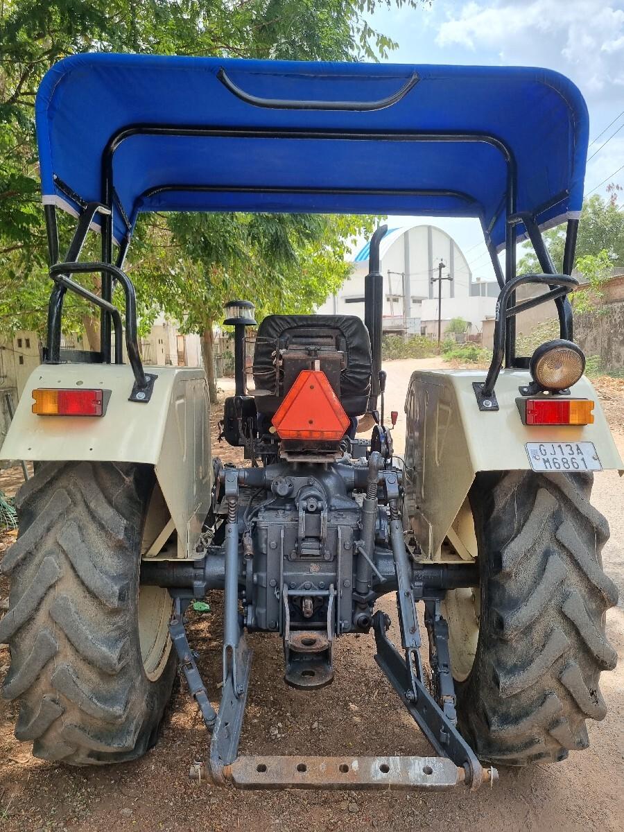 સ્વરાજ 735XT