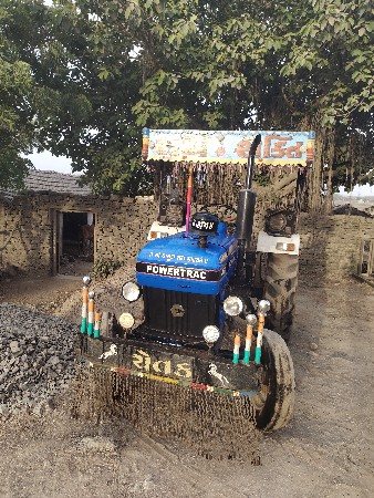 વેચવાનું છે
