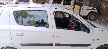 ફોર વ્હીલ વેચવા ની