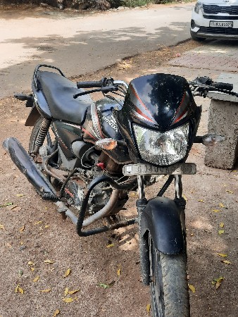 Honda shine