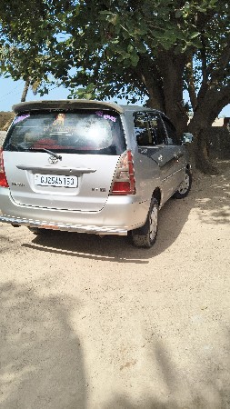 વેચવાની છે