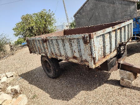 ટોલી વેચવાની છે