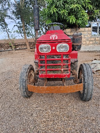 મીની ટેકટર વેચવાનુ છે