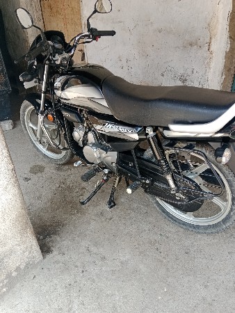 વેચવાનું છે