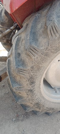 ટાયર વેચવા ના છે
