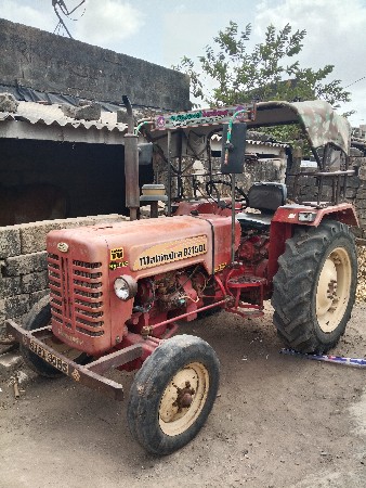 Mahindra 275