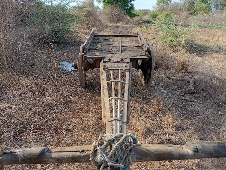 ગાડુ વેચવા નુ છે
