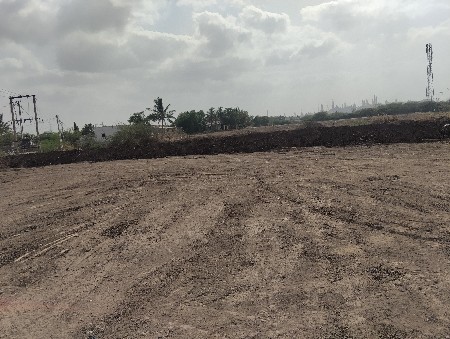 પલોટ વેચાણ છે ચાર વીધાછે6354759293
