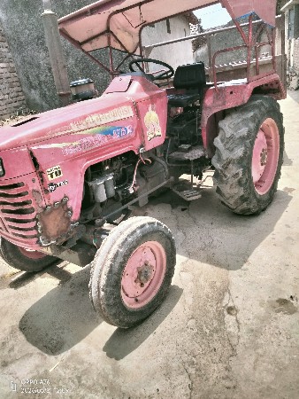 મોડલ 2008 મહેન્દ્ર ૨7૫