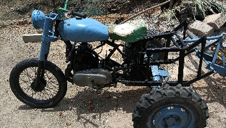 સનેડો વેચવાનો છે.