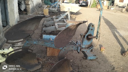 ચવડા વેચવાના છે