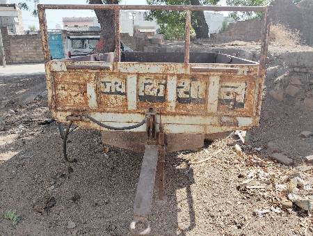 મીની ટેકટર ની લારી