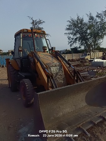 જેસિબી વેચવાનું છે