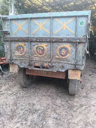 ટોલી વેચવાની છે
