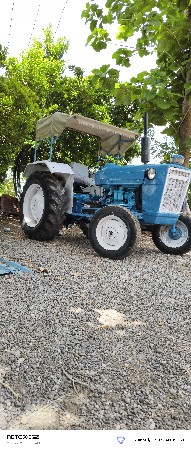 trctor ford