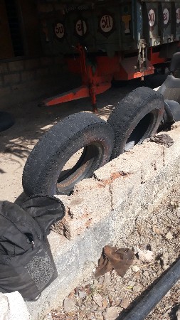 ટાયર વેચવાનું છે