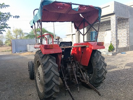 કેક્ટર વેચવાનું છે