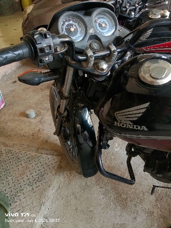 ગાડી વેચવાની છે.