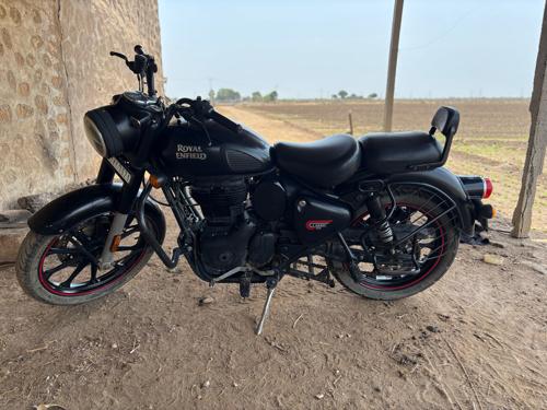 રોયલ ઇન્ફિલ્ડ 350 ટોપ મોડલ વેચવાનું છે