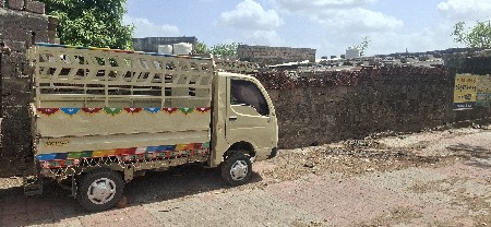 વેચવાની છે