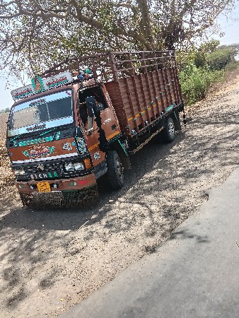 વેચવાનું છે