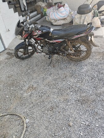 ગાડી વેચવાની છે