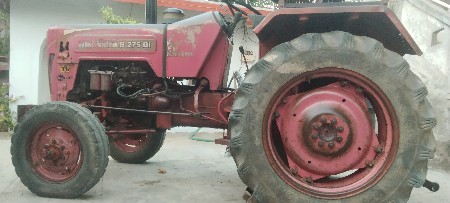 ટ્રેક્ટર વેચવાનું છે