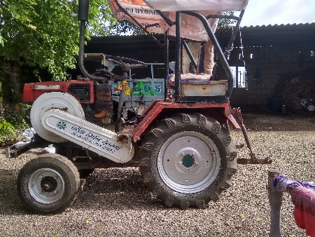 Mini Tractor Vechvanu Chhe