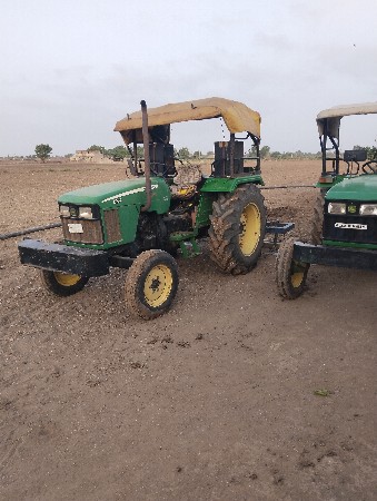 ટ્રેકટર