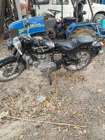 રોયલ ઈનફલેડ બુલેટ