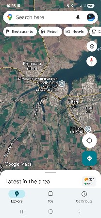 12 વીઘા 
ધારી થી 8 કિલોમીટર