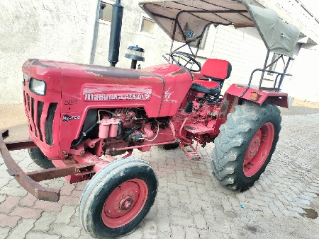 Mahindra 475 2013