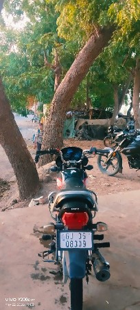 આ બાઈક વેચવાનું છે.