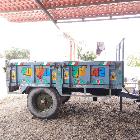 મીની ટ્રોલી વેચવાની છે