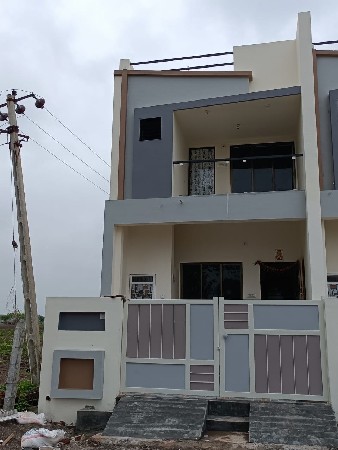 મકાન 🏢 વેચવાનું છે