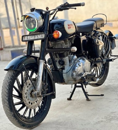 બુલેટ વેચવાનુ છે