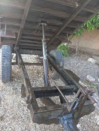 આ ટોલી વેચવાની છે