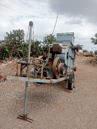 ઓપનર વેચવાનું છે
