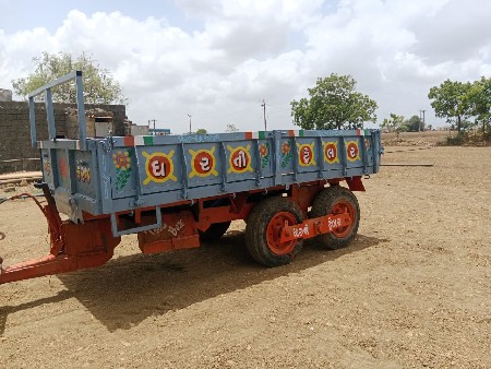 ધરતી કંપનીનું ફોરવીલ ટેલર વેચવા