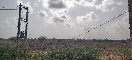 વેચવાની છે