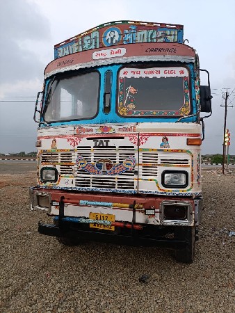 12 વિલ વારુ ડમફર વેચવાનું સે