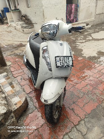access 125 (2022/8)model